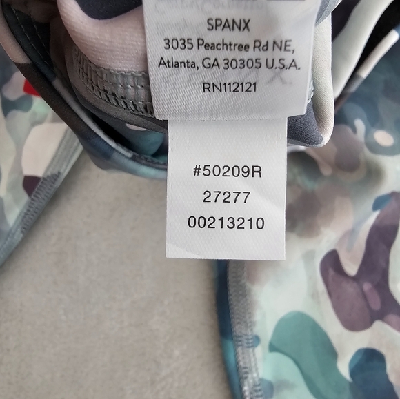 SPANX BOTTY BOOST ACTIVE 7/8 LEGGINGS CAMOUFLAGE - Picture 9 of 10